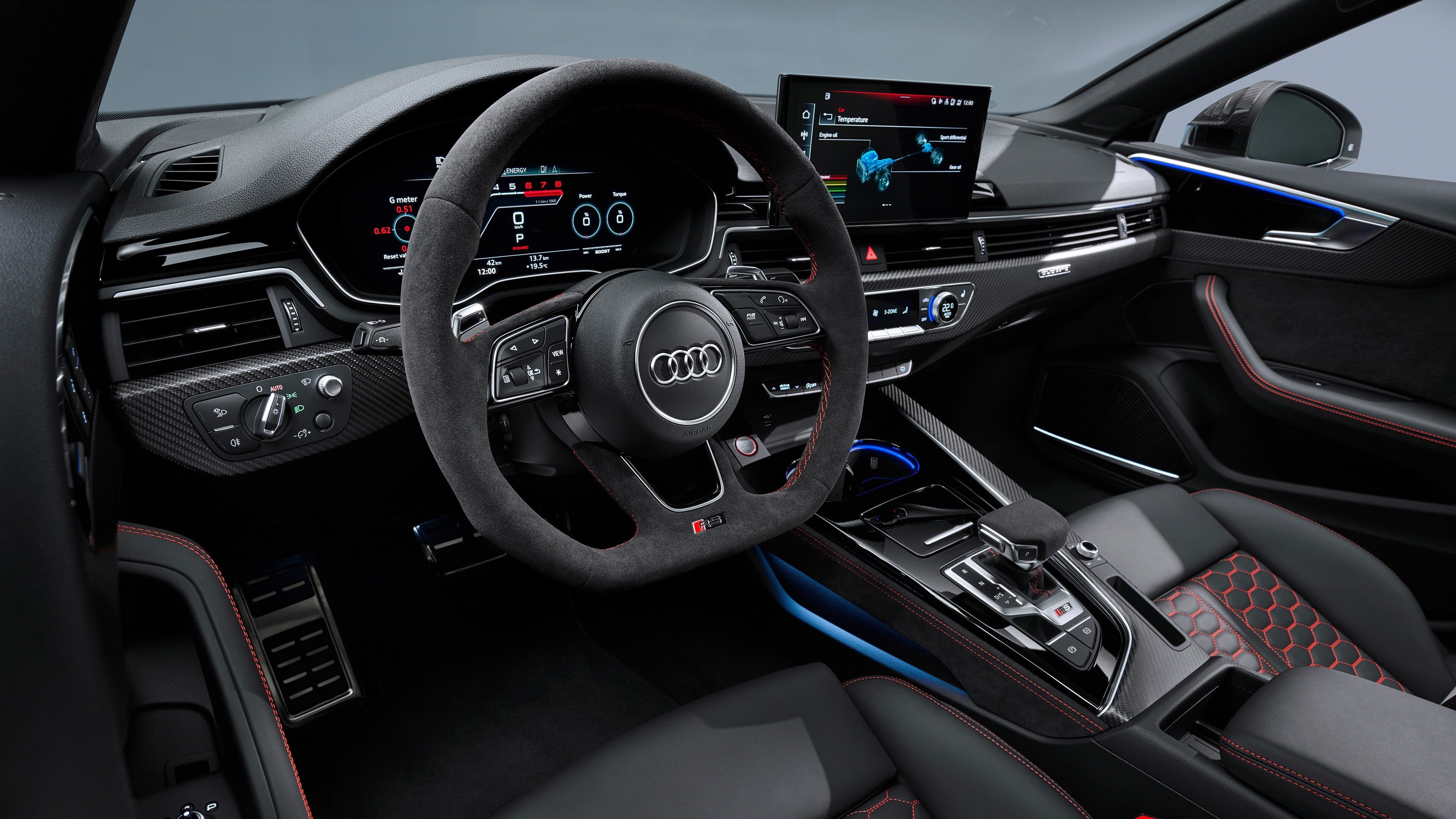 “意甲激战频繁，冠军悬念愈发浓厚”，意甲经典比赛