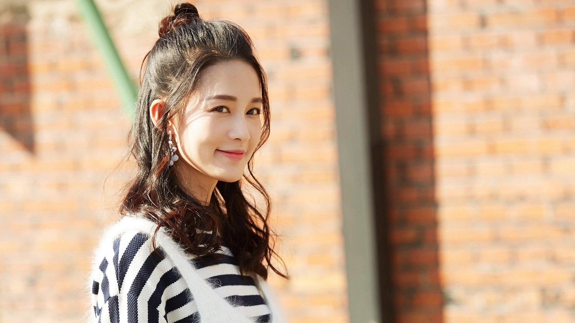 九游娱乐(jiuyou)官方网站-曼联锋线组合状态火热双双破门，曼联的边锋